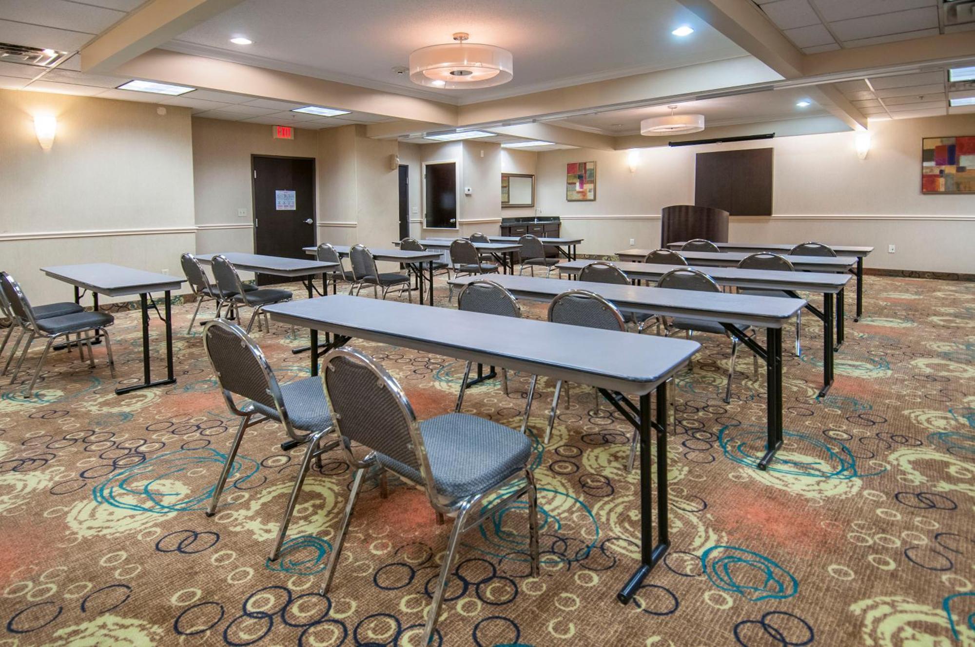 Holiday Inn Express Hotel & Suites Houston North Intercontinental By Ihg Exterior foto