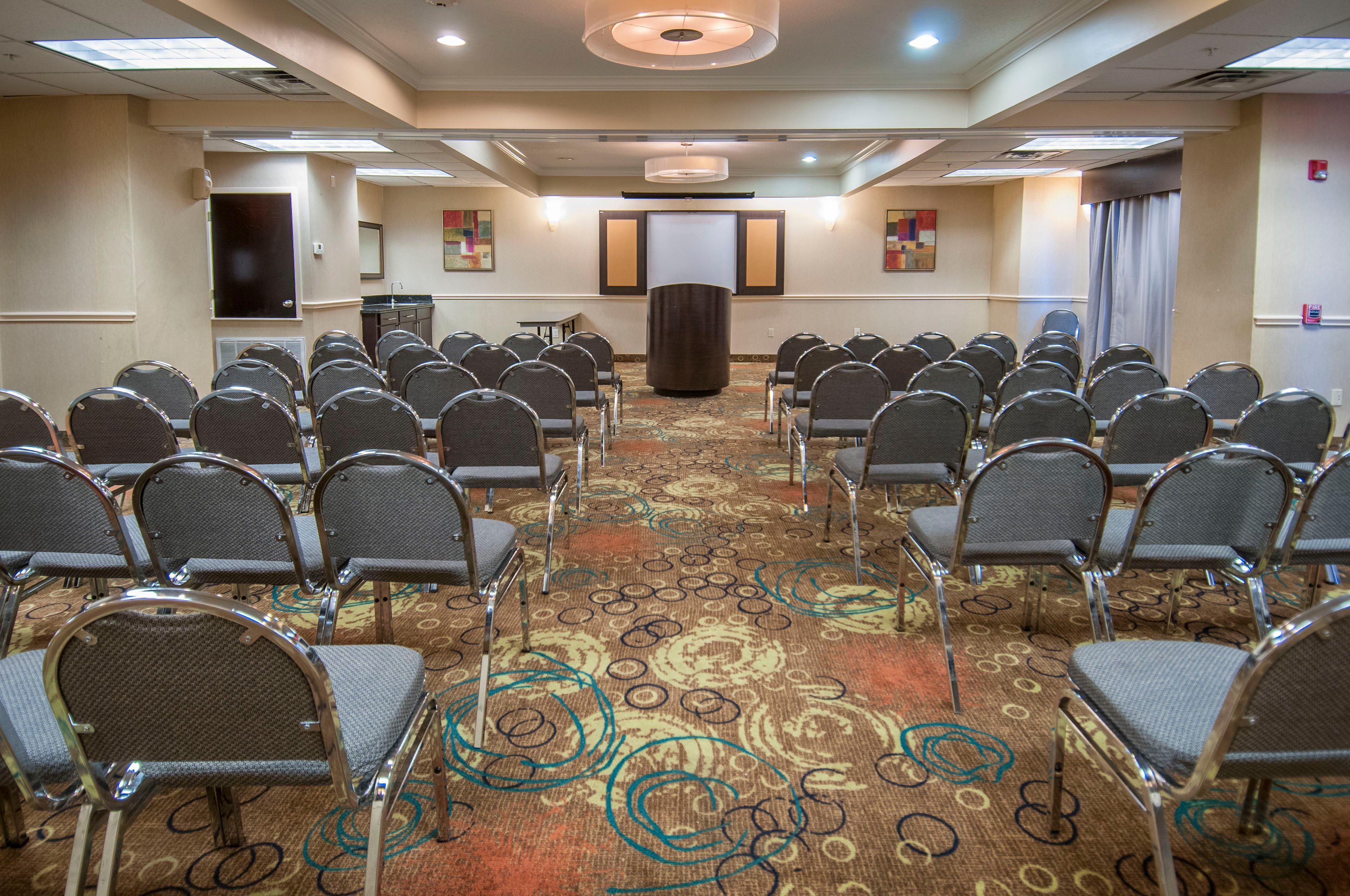 Holiday Inn Express Hotel & Suites Houston North Intercontinental By Ihg Exterior foto