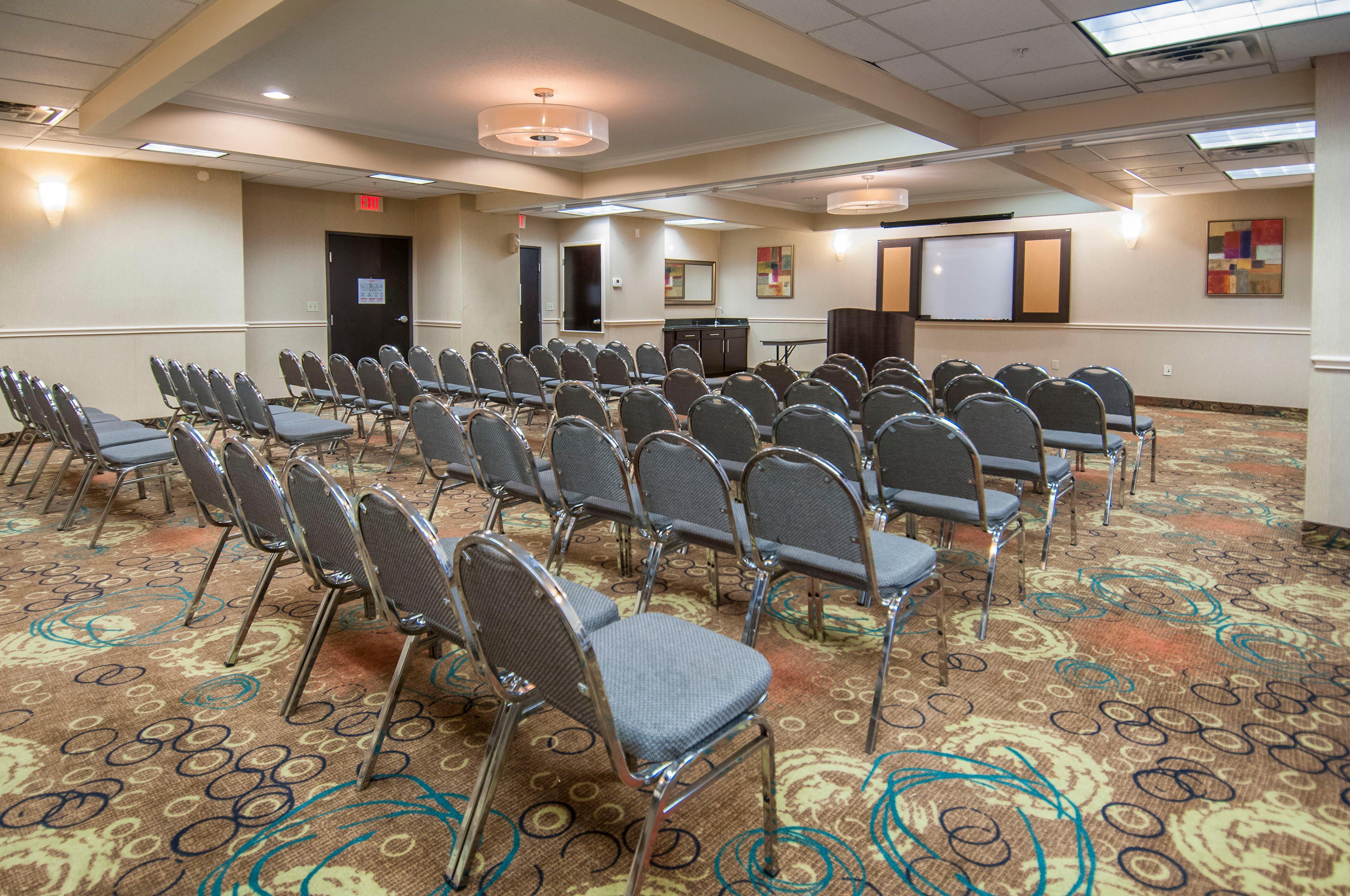 Holiday Inn Express Hotel & Suites Houston North Intercontinental By Ihg Exterior foto