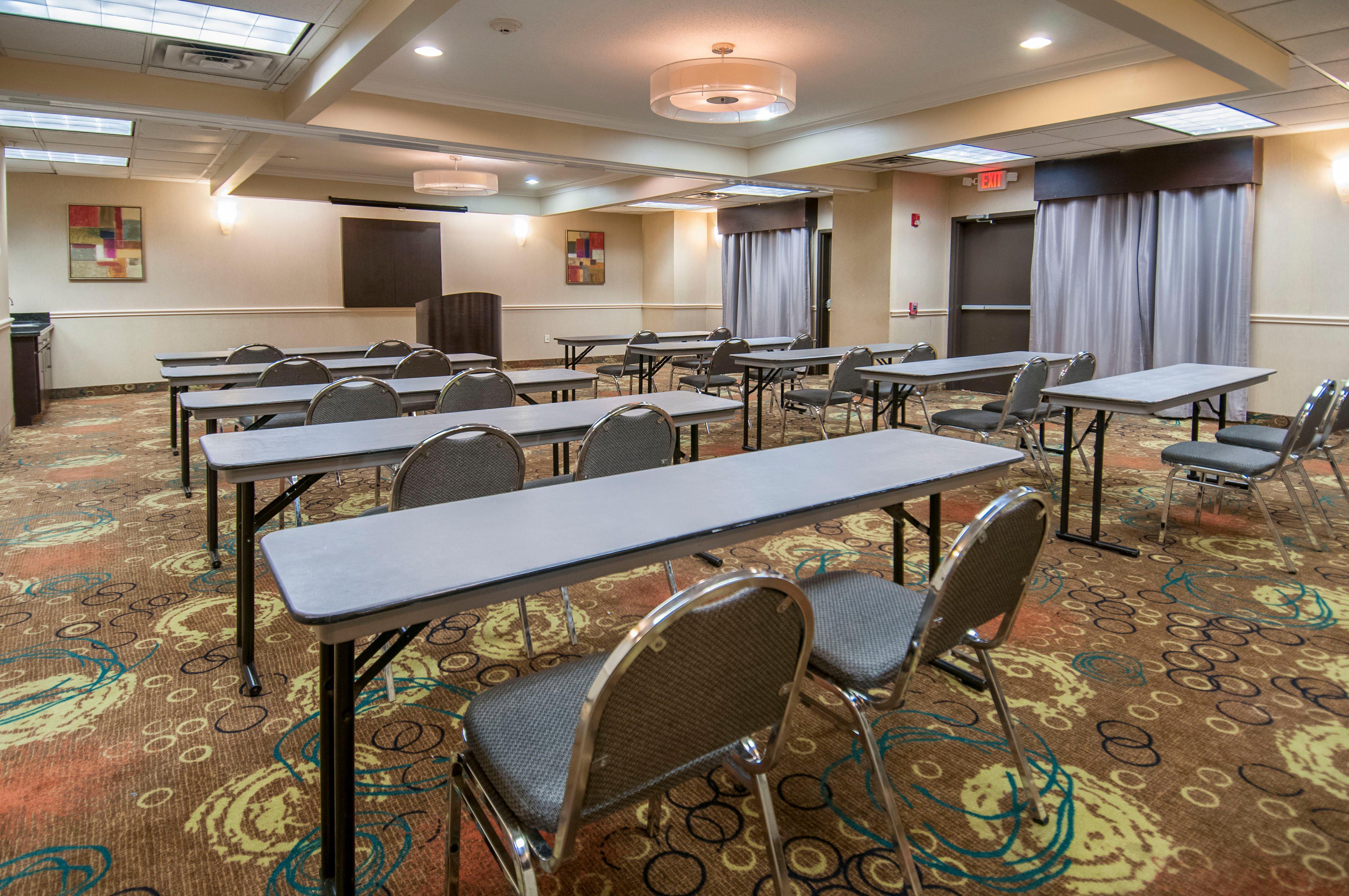 Holiday Inn Express Hotel & Suites Houston North Intercontinental By Ihg Exterior foto
